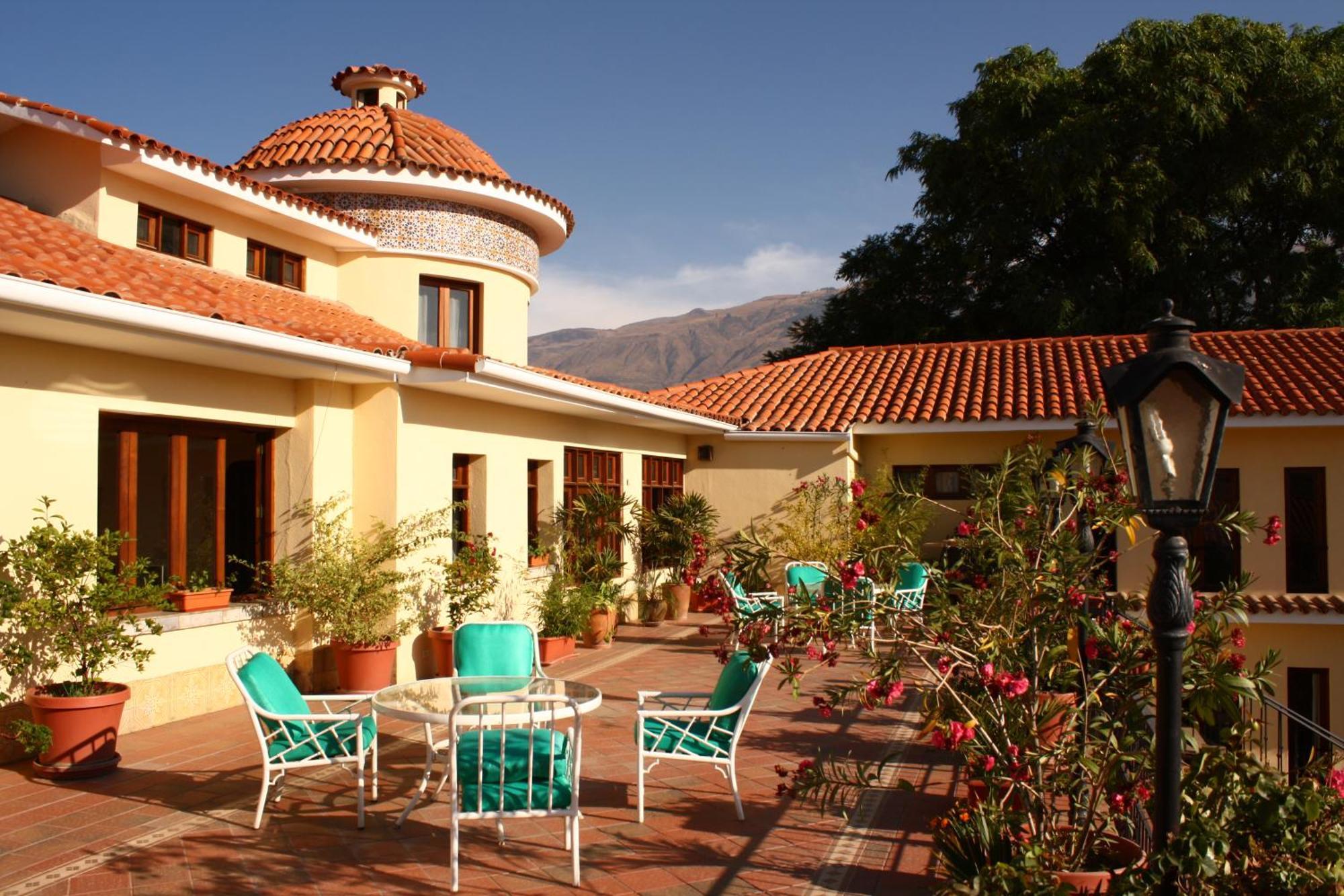 Hotel Aranjuez Cochabamba Exterior photo